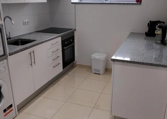 Da Rocha, Casa Junto A Fortaleza.