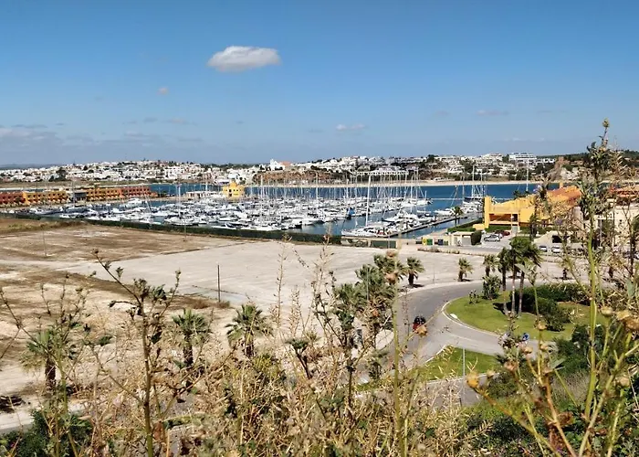 Apartamento Da Rocha, Casa Junto A Fortaleza. *