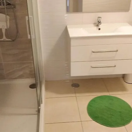 Da Rocha, Casa Junto A Fortaleza. *